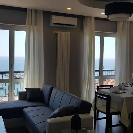 Apartament Panoramica Sul Mare Imperia