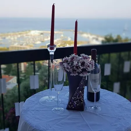 Panoramica Sul Mare *